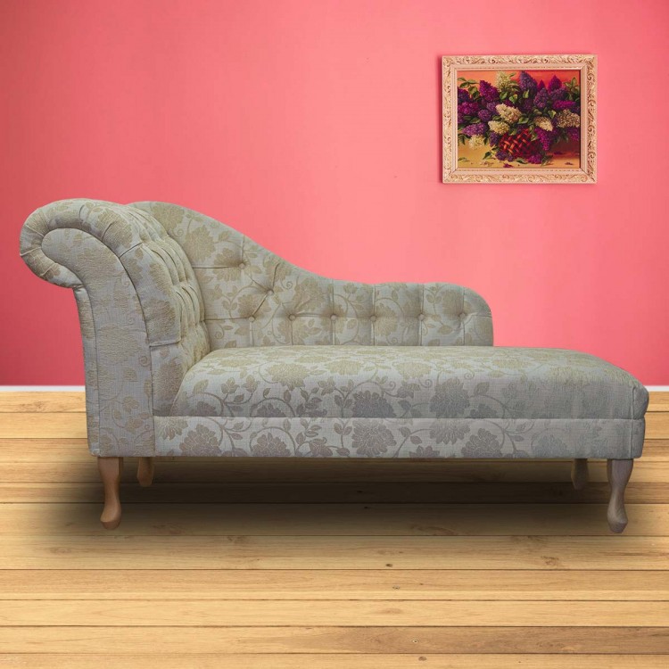 Buttoned Chaise Longue in a Woburn Gold Floral Fabric 17070 | Beaumont