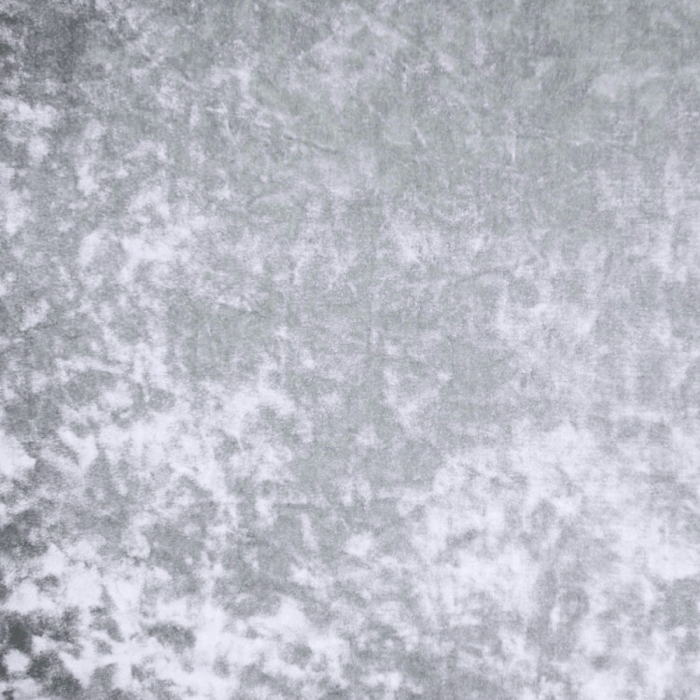 Medium Chaise Longue in Shimmer Silver Velvet Fabric | Beaumont